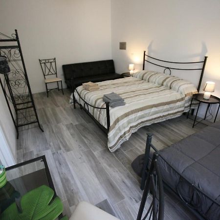 B&B Natu Кальярі Екстер'єр фото